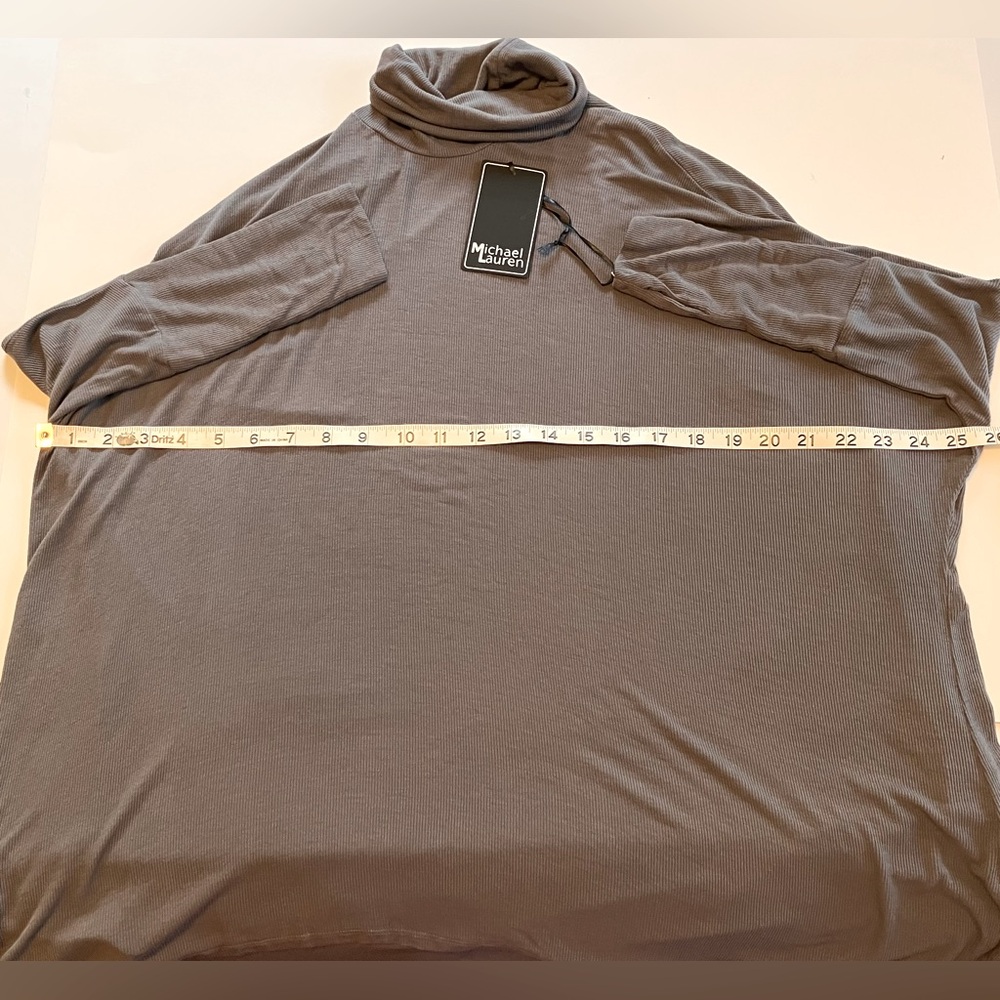 Michael Lauren Nero Turtleneck XS NWT - Picture 6 of 7